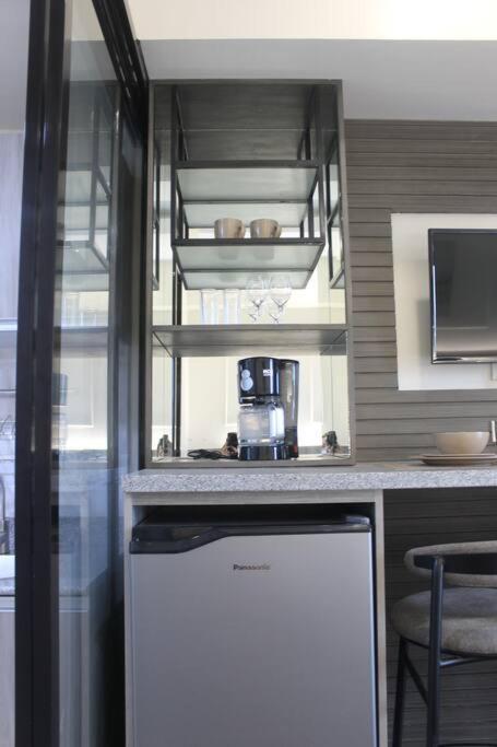 Condo Near Ayala Cebu City W Wifi Balcony Buitenkant foto