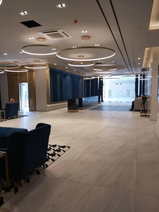 Condo Near Ayala Cebu City W Wifi Balcony Buitenkant foto